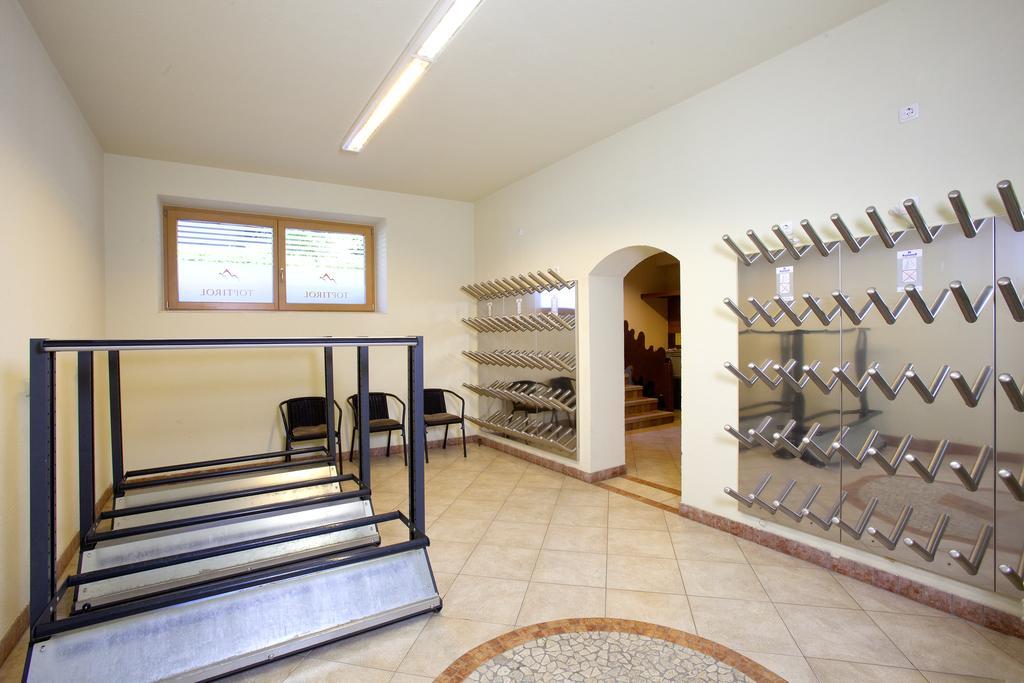 Top Tirol Appartement Huben  Kültér fotó