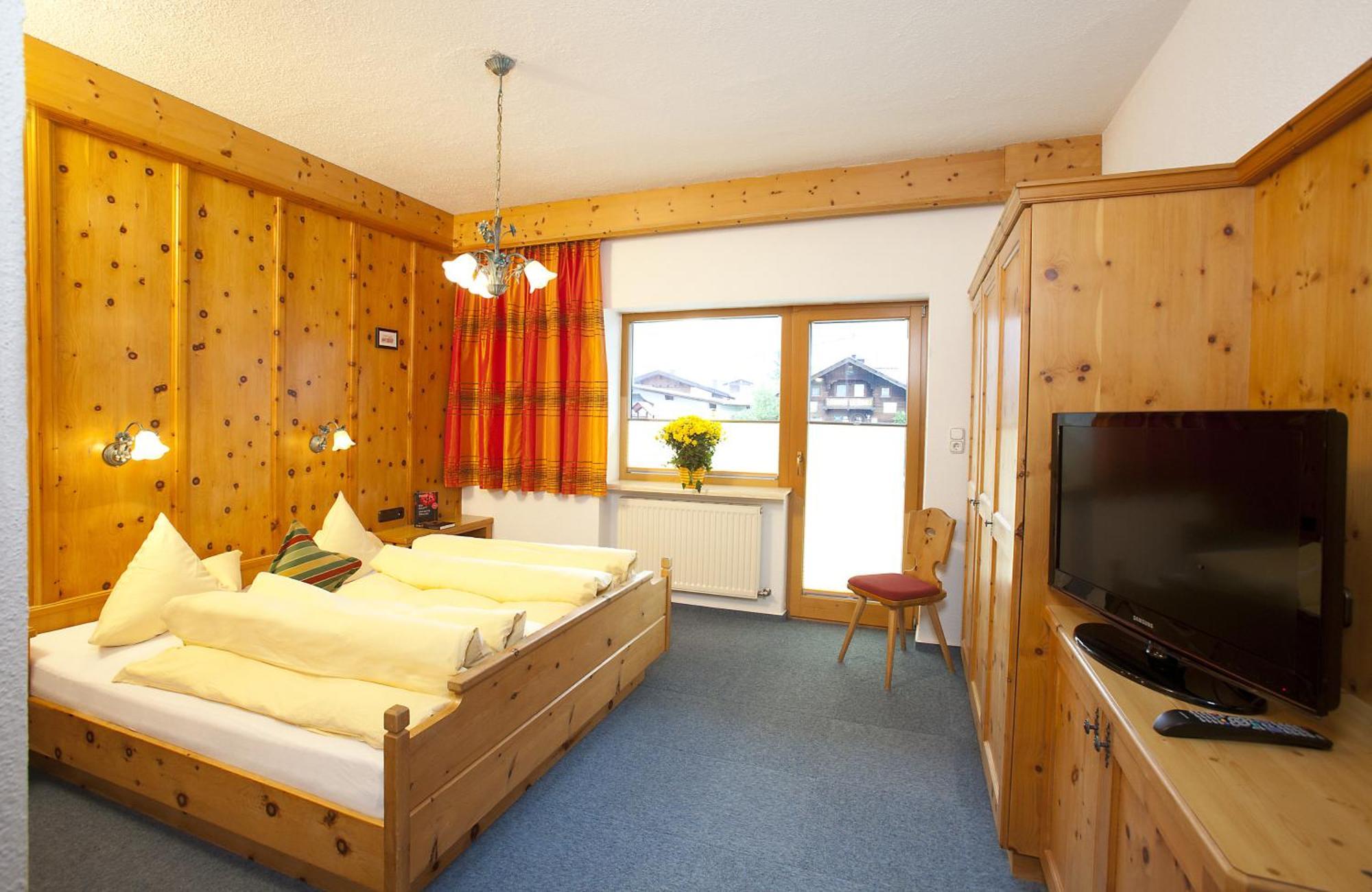 Top Tirol Appartement Huben  Kültér fotó