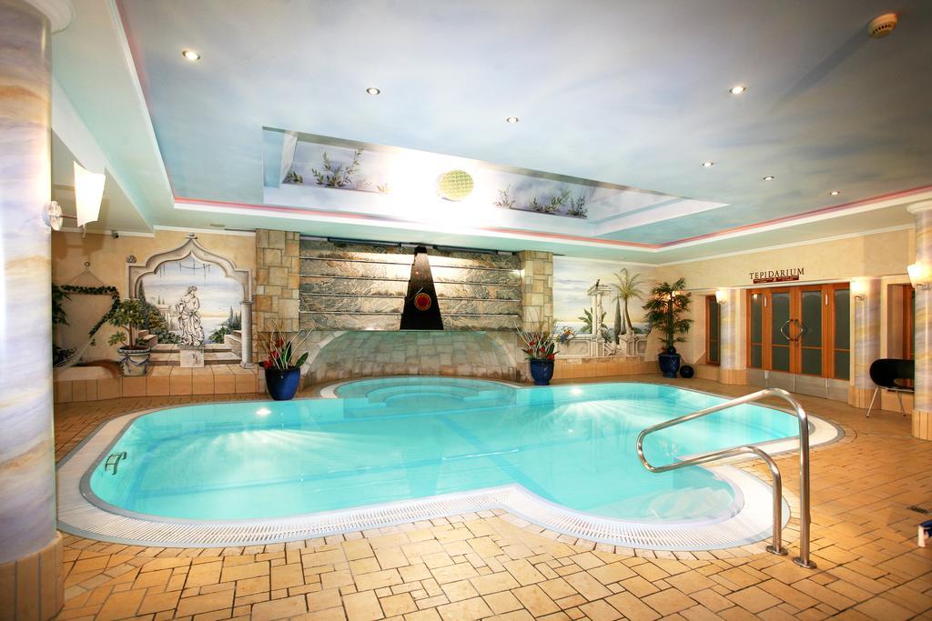Top Tirol Appartement Huben  Kültér fotó