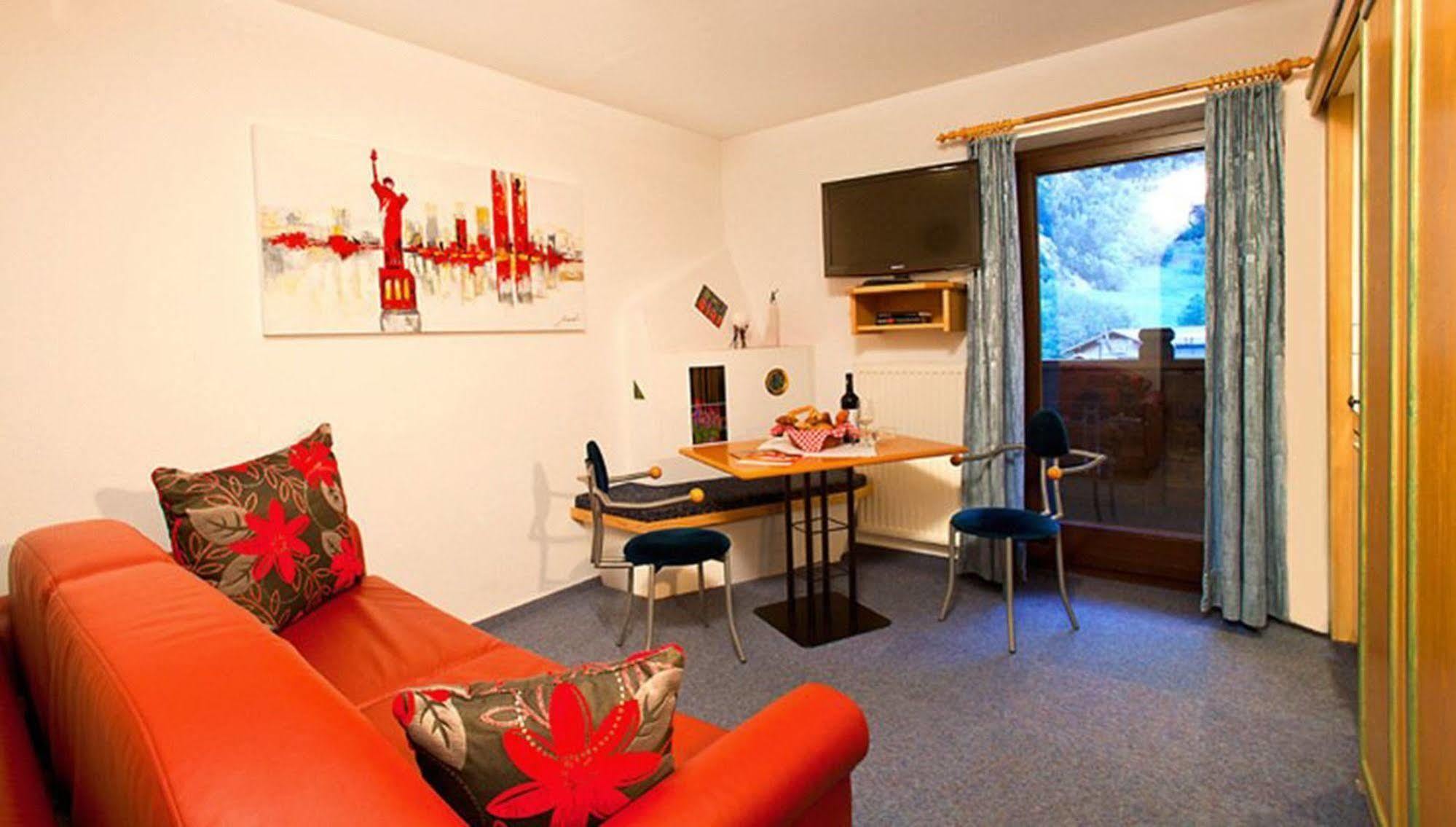 Top Tirol Appartement Huben  Kültér fotó