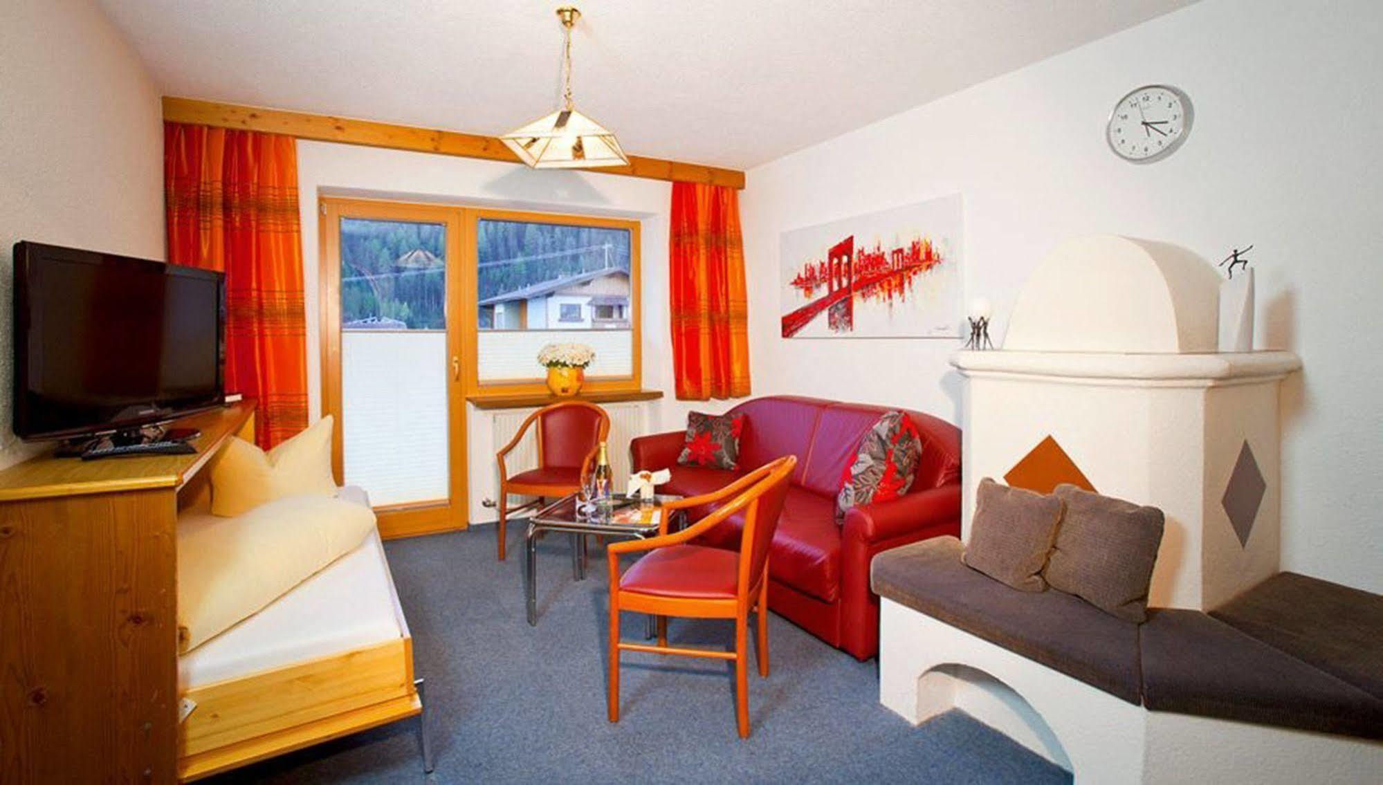 Top Tirol Appartement Huben  Kültér fotó